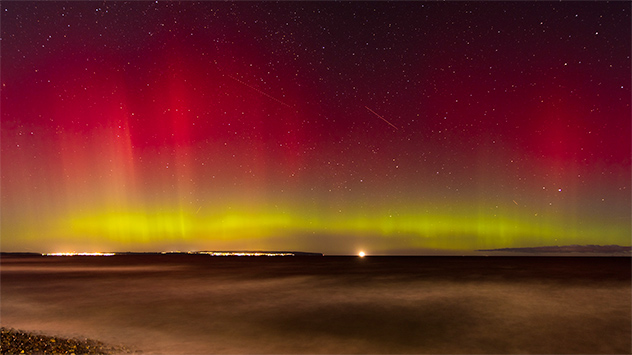 An der Ostseeküste ist das Polarlicht deutlich sichtbar gewesen. Die intensiven Farben sind auf Rügen deutlich zu sehen. 
