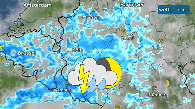 Wetterkarte zeigt ein Regengebiet mit Gewittern, das sich von Brüssel und Luxemburg in Richtung Köln und Frankfurt bewegt. Helle Blitze und ein großer weißer Pfeil deuten auf die Zugrichtung der Unwetter hin.