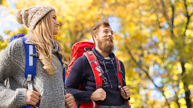 In unserer Fotostrecke möchten wir Ihnen ein paar Tipps zur passenden Kleidung und der benötigten Ausrüstung für Ihr Wandererlebnis geben.