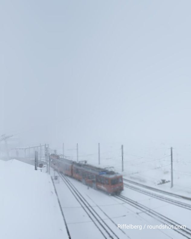 Schnee auf den Bergen