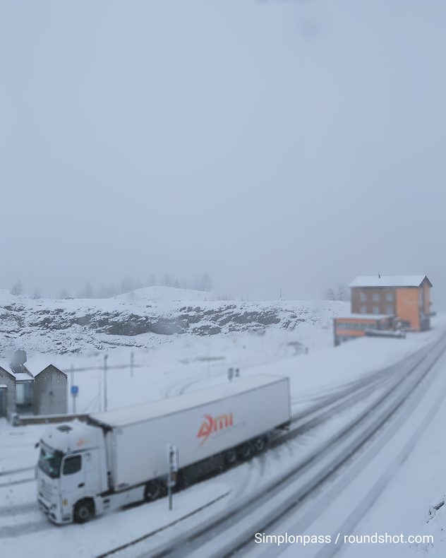 Schnee auf den Bergen