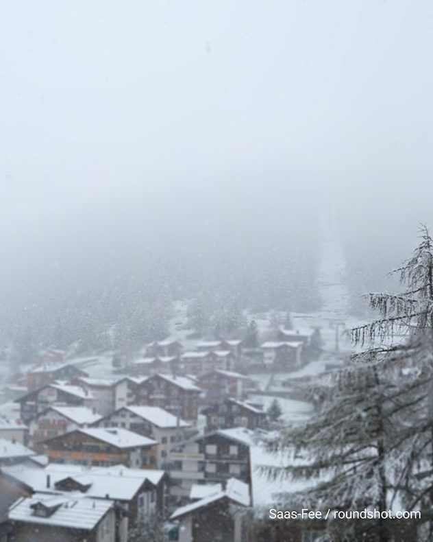 Schnee auf den Bergen