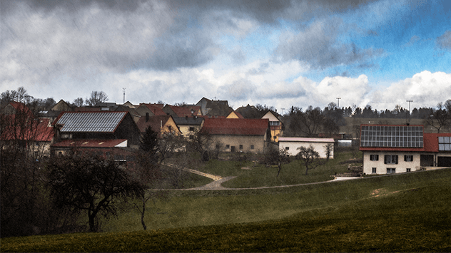 Orkan NIKLAS zieht über Häuser