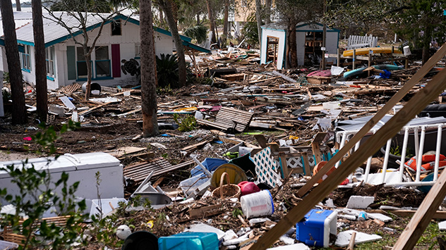 © dpa Zerstörungen nach HELENE in Cedar Key in Florida.