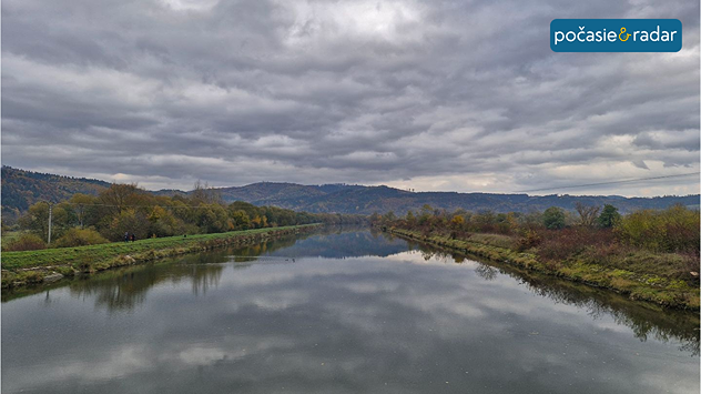 Zamračená obloha.