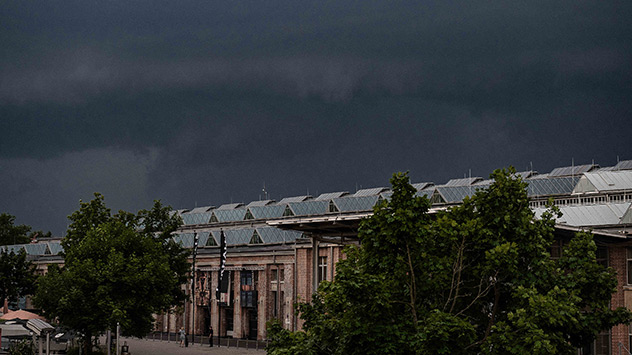 Stockdunkler Himmel über Göttingen