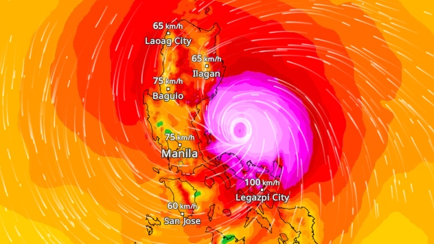 El mapa meteorológico muestra un ciclón tropical sobre Filipinas, con su centro al este de Manila.