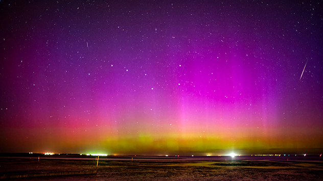 © Markus Hibbeler via WetterMelder Deutschland Polarlichter und Sternschnuppen