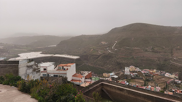 Saharan dust is causing significant air pollution in Gran Canaria.