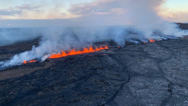 Fissure erupting on Kilauea