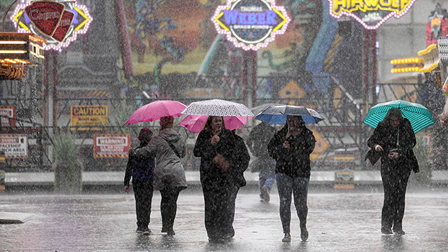 Regen auf der Cranger Kirmes
