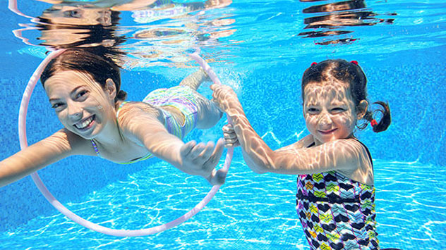 Wie wär's bei schlechtem Wetter mit einem Besuch im Erlebnisbad? 