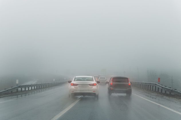 Imagen de niebla vía Shutterstock