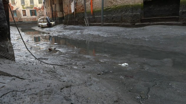 Un canal presque sec