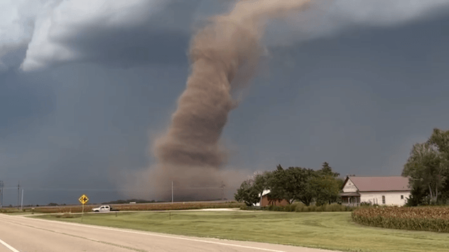 Tromba terrestre en Kansas 