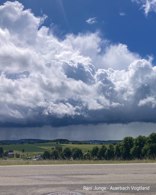 Regenschauer in der Ferne