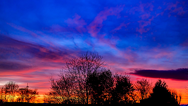 Farbexplosion durch Dämmerung in Nordhessen