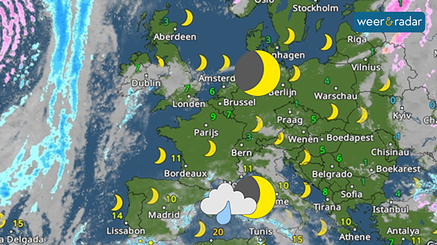 De WeerRadar toont in grote delen van Europa helder weer, Van Frankrijk naar Zuid-Scandinavië tot Polen en Griekenland. Een heldere maan is ingetekend. Enkele buien en meer wolken zijn er rond het Middellandse Zeegebied. Die zijn daar ingetekend.