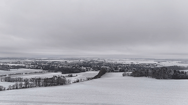 © Hardy Schulz Etwas Schnee über Felder im Thüringer Wald