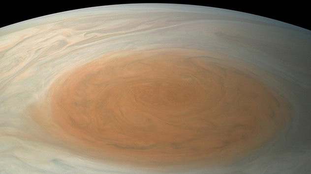 Nahaufnahme Roter Fleck