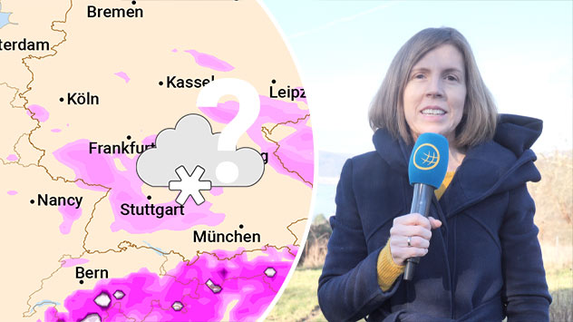 Links ist eine Wetterkarte mit violetten und rosa Schneeflächen über Süd- und Südwestdeutschland zu sehen, überlagert von einem Schneesymbol mit Fragezeichen. Rechts sitzt eine Wetterreporterin im Freien und hält ein Mikrofon, während sie in die Kamera spricht. Die Szene wirkt ruhig und winterlich.