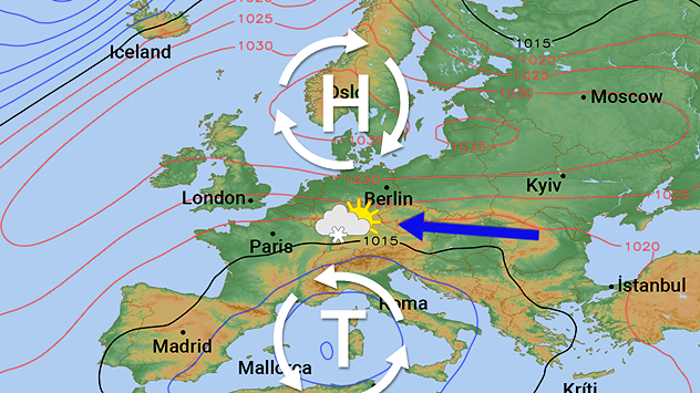 Europäische Wetterkarte mit Hochdruckgebiet über Nordeuropa. Ostströmung führt kühle Luft nach Deutschland.