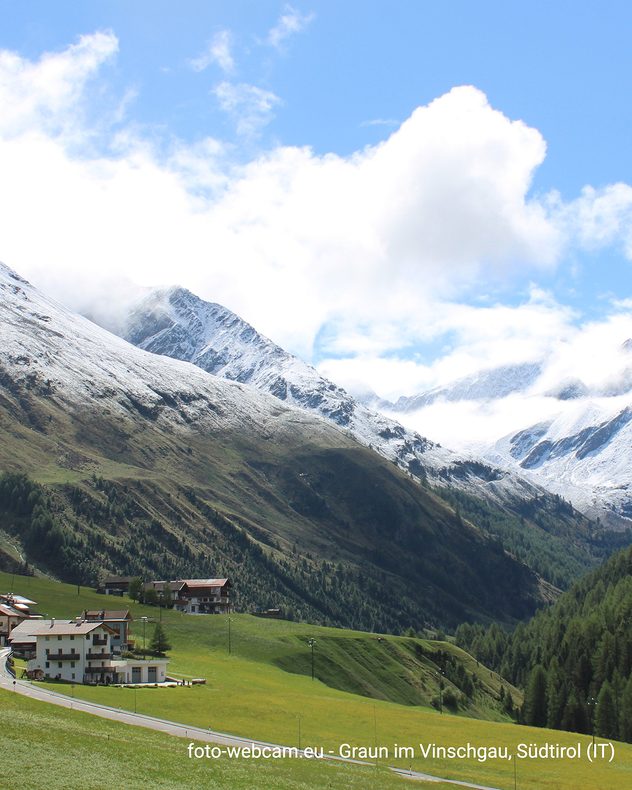 De la neige dans les Alpes