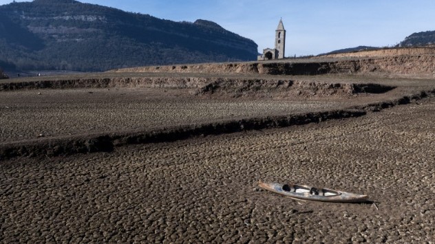 Saustausee fast ohne Wasser.