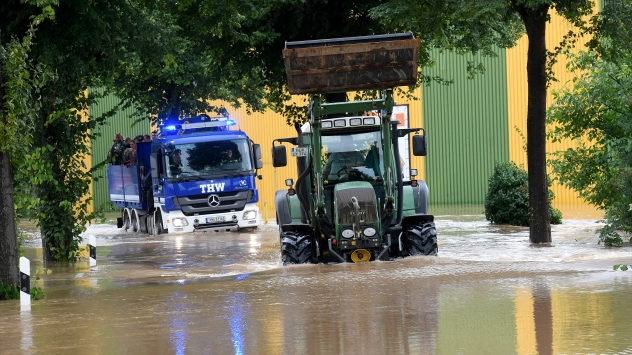 Ganze Orte stehen unter Wasser