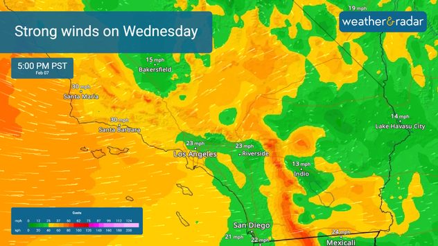 Vientos fuertes sobre el sur de California pudiesen causar que más árboles y tendido eléctrico caigan. 