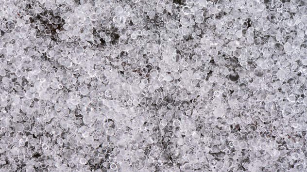 aguanieve en el suelo