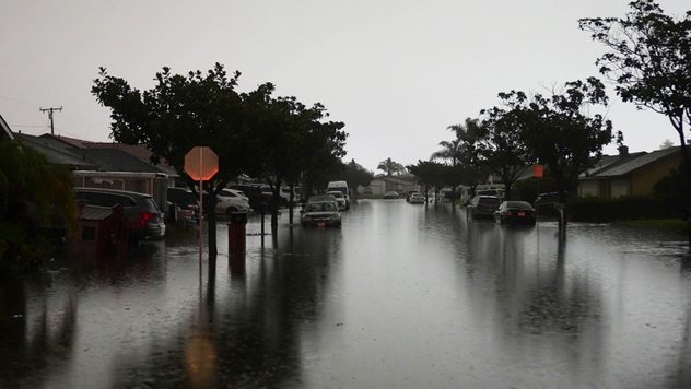 Inundaciones sobre el Sur de California jueves en la madrugada. Ventura, California. 21 de Diciembre 2023
