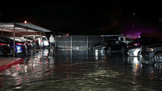 Inundaciones sobre el Sur de California jueves en la madrugada. Ventura, California. 21 de Diciembre 2023