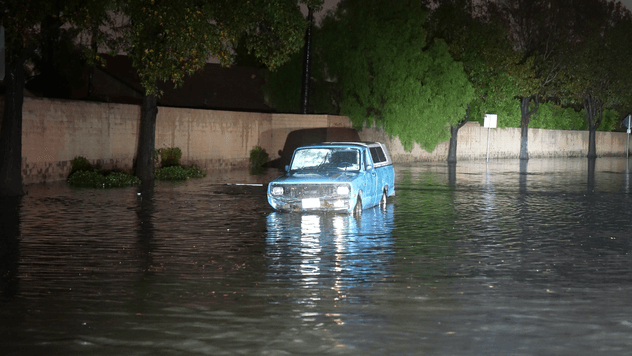 Inundaciones sobre el Sur de California jueves en la madrugada. Ventura, California. 21 de Diciembre 2023