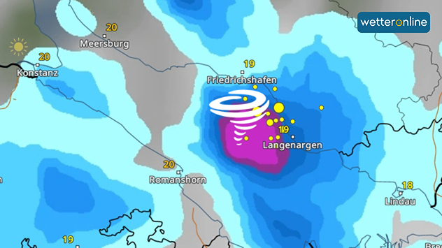Das WetterRadar zeigt die Gewitterzelle am Bodensee, die die Wasserhose verursacht hat.