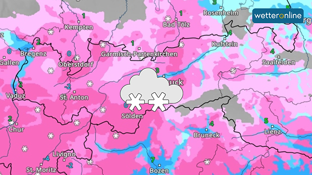 Vor allem in den Hochlagen von Vorarlberg und Tirol schneit es in der Nacht auf Sonntag kräftig. Teils sinkt die Schneefallgrenze sogar bis in Talnähe ab.