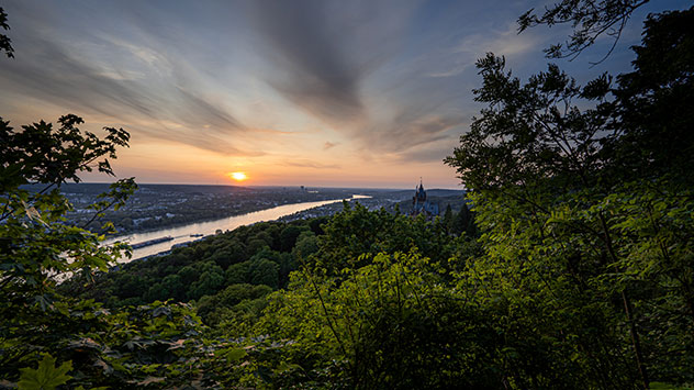Der Mai geht trocken zu Ende. Vielerorts scheint die Sonne von früh bis spät, manchmal trüben nur ein paar Schleierwolken die Sicht.  