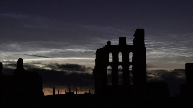 Nubes noctilucentes.