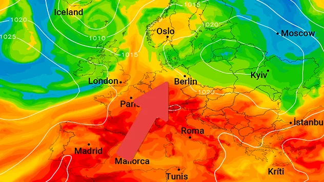 Wetterkarte Europas mit sehr warmer Luft über Süd- und Mitteleuropa. Ein Pfeil zeigt die Zugrichtung der heißen Luft von Südwesten nach Deutschland.