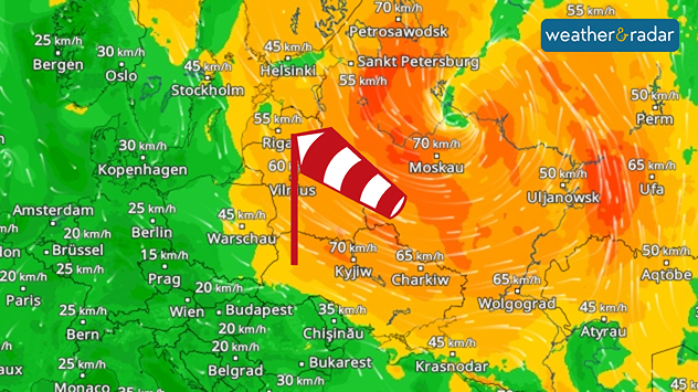The WindRadar shows an extensive storm system surrounding the centre of the low-pressure system north-east of Moscow.