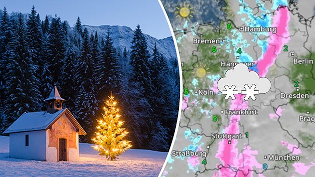 Foto: Eine kleine Kapelle und ein beleuchteter Weihnachtsbaum stehen auf einer schneebedeckten Wiese