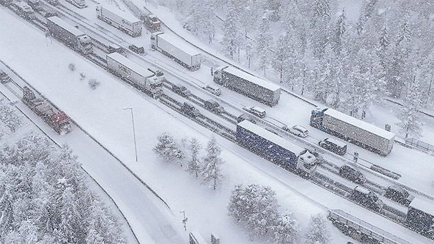 Schneechaos auf der Brennerautobahn