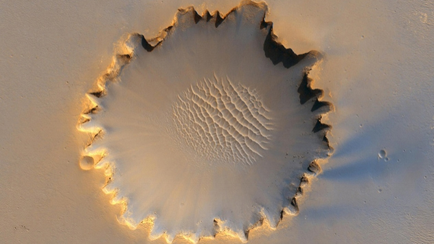 Mars: Eisige Wüstenwelt im Staub - Bild 8