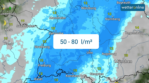 Wetterkarte zeigt Starkregen über Südwestdeutschland mit Warnsymbol.