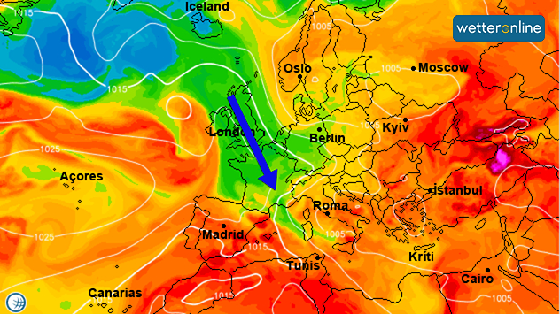 Dieses Starkwindband reißt auch in tieferen Schichten der Atmosphäre kalte Nordmeerluft mit, hier zu erkennen an den grünen Farbtönen.