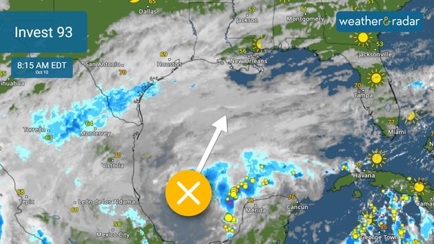 Invest 93 esta ubicada sobre el Golfo de Mexico y la posibilidad de desarrollo disminuirá rápidamente