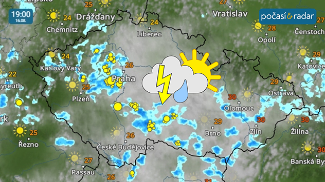 Meteoradar, screenshot, 16. srpna 19:00: V neděli a v pondělí počasí u nás ovlivní přechod studené fronty. Bude přibývat oblačnosti, místy se vyskytnou i přeháňky nebo bouřky.