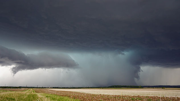 In diesem Foto lassen sich die starken Niederschläge der Gewitter erkennen.
