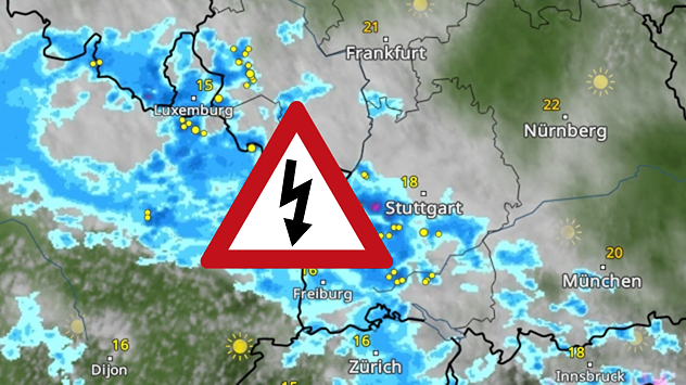 Radarbild mit Regenfeldern und Blitzsymbolen über Südwestdeutschland. Im Zentrum steht ein Warnschild für Gewitter.