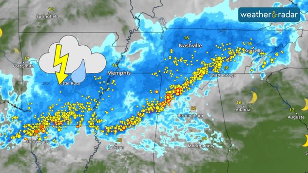 Weather map showing thunderstorms over the U.S